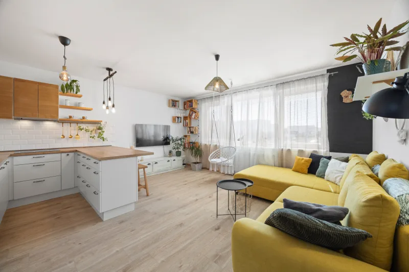 Príjemný a moderný 2-izbový byt s balkónom, klimatizáciou a parkovaním v cene