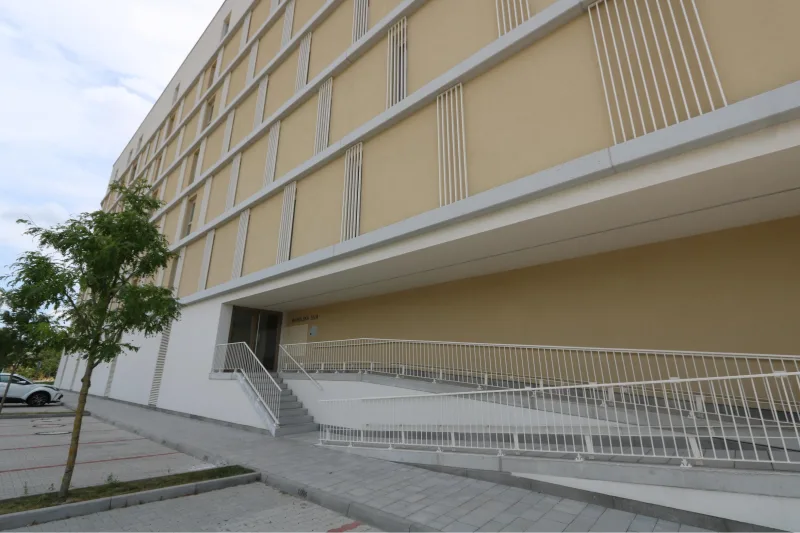 Galéria 8