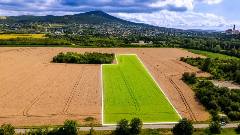 Investičný pozemok s výmerou 20 968 m² v prestížnej lokalite Nitra – Zobor s výnimočným developérskym potenciálom