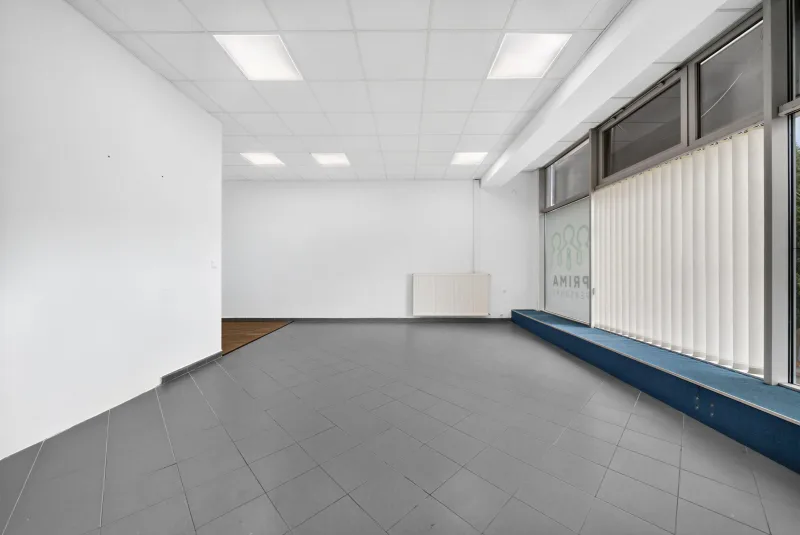 Priestor pre vaše podnikanie na prenájom priamo v centre Šale