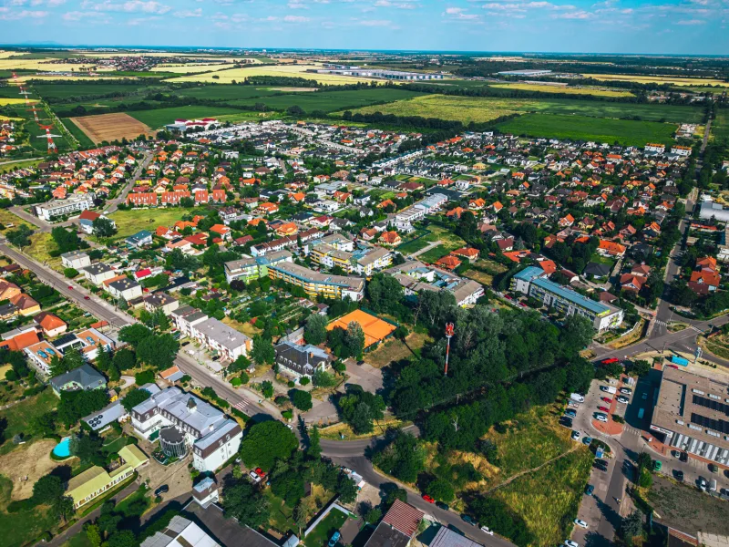 Lukratívny stavebný pozemok s vypracovaným projektom polyfunkcie