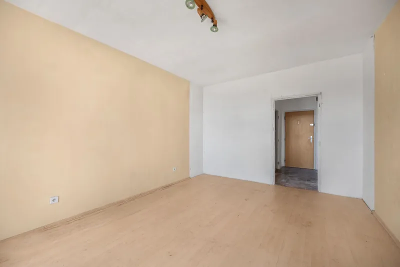 Štýlová garsónka po kompletnej rekonštrukcii. Ideálna na bývanie aj investíciu.